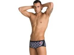 Arena Crazy Pop Skulls Low Waist Badehose - 3 Black/multi 11 Arena Crazy Pop Skulls Low Waist Badehose - 3 Black/multi -Schwimmausrüstung Geschäft Crazy20Pop20Skulls2020Low20Waist20Badehose blkkmul 4