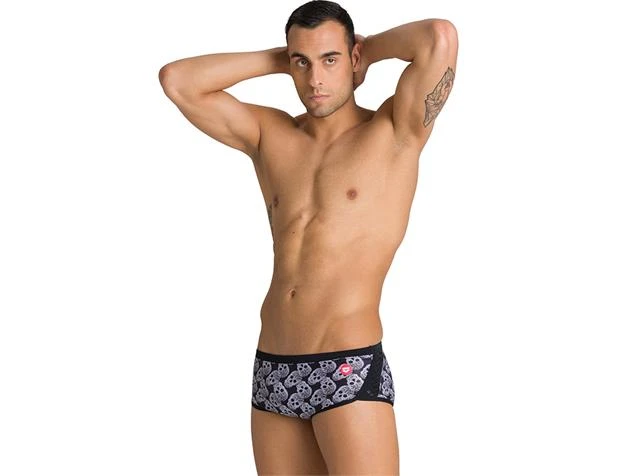 Arena Crazy Pop Skulls Low Waist Badehose - 3 Black/multi 6 Arena Crazy Pop Skulls Low Waist Badehose - 3 Black/multi – Bild 4