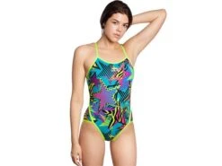 Mad Wave Diana O3 Badeanzug - XS Green 9 Mad Wave Diana O3 Badeanzug - XS Green -Schwimmausrüstung Geschäft Diana20O320Badeanzug green 3