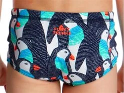 Funky Trunks Pengoo Parade Toddler Badehose Printed Trunks - 128 (6) -Schwimmausrüstung Geschäft FT32T PENGOO PARADE 0053